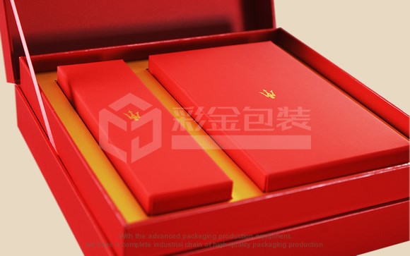 玛莎拉蒂新年红包礼盒